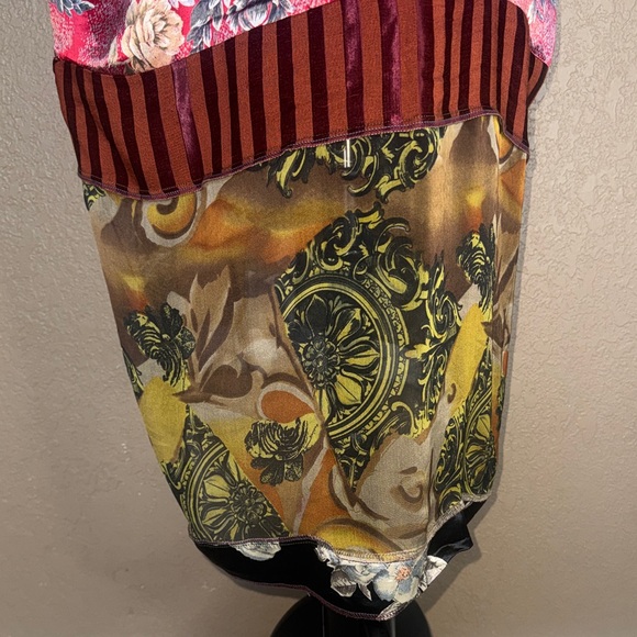 Floral Sleeveless Dress with Velvet Trim - Picture 5 of 10